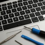Czy da się naprawić MacBooka po zalaniu?